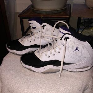 Nike Air Jordan Boy Youth Sz 7
